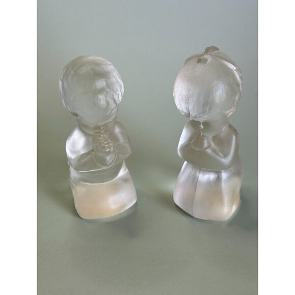 Vintage Fenton Praying Girl and Boy Crystal Glass Figurines 4" - Picture 8 of 11